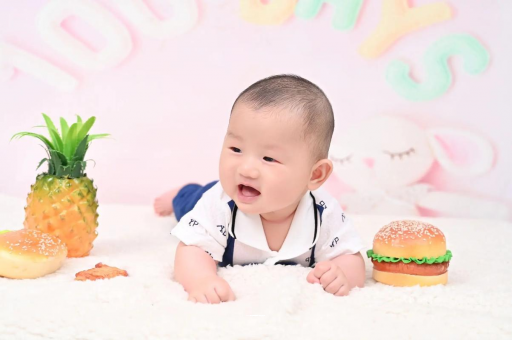 苏州宝宝老是溢奶